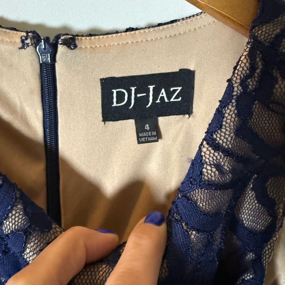 DJ-Jaz lace dress • Women’s size 4 - Picture 3 of 9